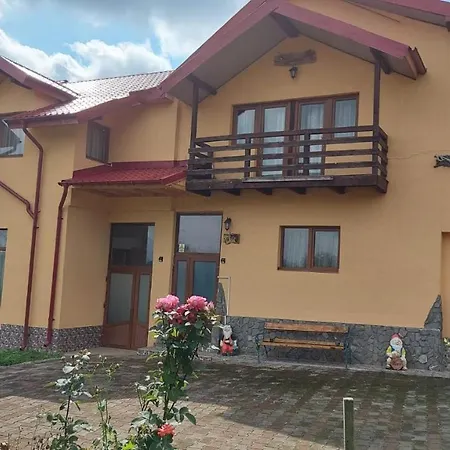 Casa De Vacanta La Ticu